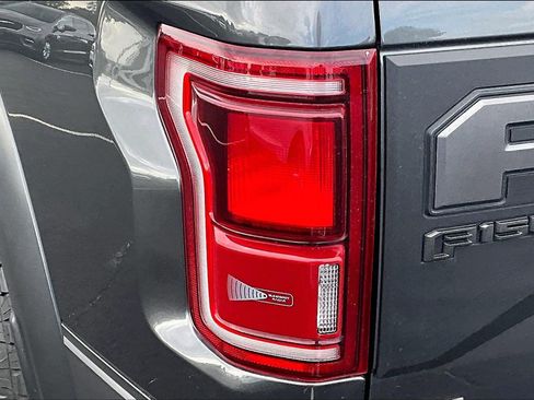 Used 2019 Ford F150 Raptor w/ Equipment Group 802A Luxury AWD/4WD image 28