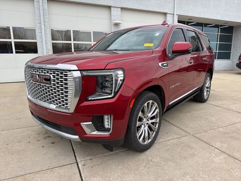 Used 2023 GMC Yukon Denali w/ Denali Reserve Package image 1