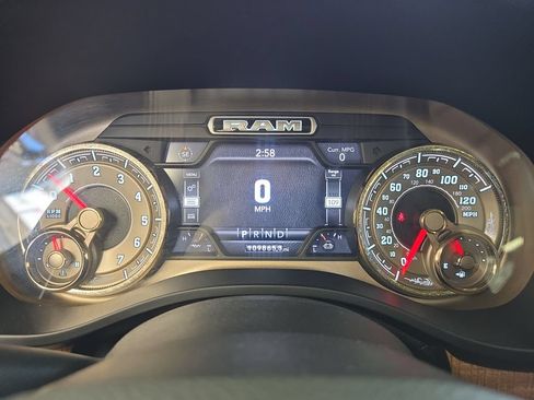 Used 2019 RAM 1500 Limited AWD/4WD image 21