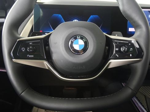 Certified 2025 BMW X3 xDrive30i w/ Premium Package AWD/4WD image 19