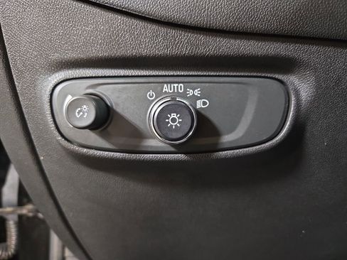 Used 2022 Chevrolet Equinox LT AWD/4WD image 27