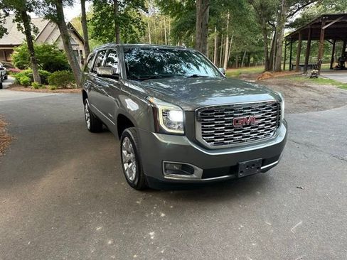Used 2018 GMC Yukon Denali w/ Denali Ultimate Package RWD image 6