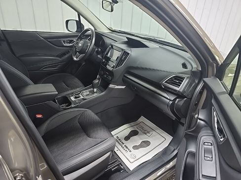 Used 2021 Subaru Forester Premium AWD/4WD image 16