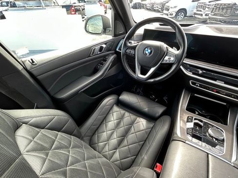 Used 2024 BMW X5 xDrive40i image 9