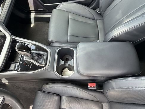 Used 2024 Subaru Outback Touring XT AWD/4WD image 19