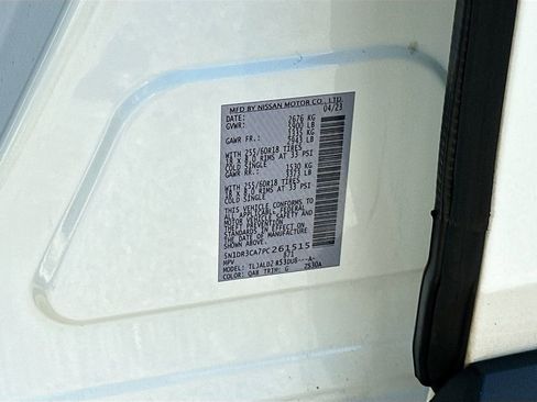 Used 2023 Nissan Pathfinder SL image 32