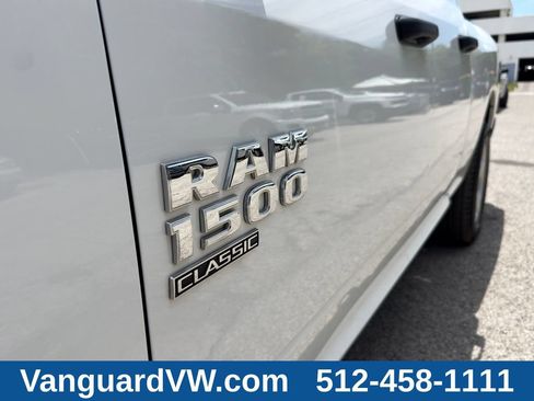 Used 2024 RAM 1500 Classic SLT AWD/4WD image 3