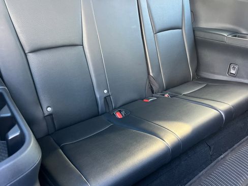 Used 2024 Toyota Grand Highlander XLE image 17