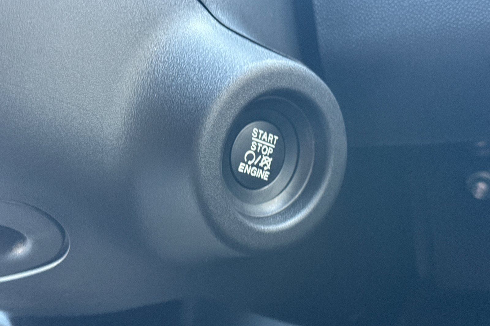 New 2027 RAM ProMaster 2500 w/ Convenience Group FWD image 19