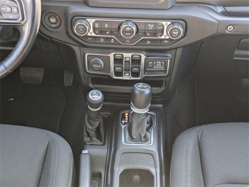 Used 2020 Jeep Wrangler Unlimited Sport S image 19