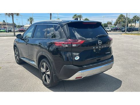Used 2022 Nissan Rogue Platinum w/ Head-Up Display Package FWD image 4