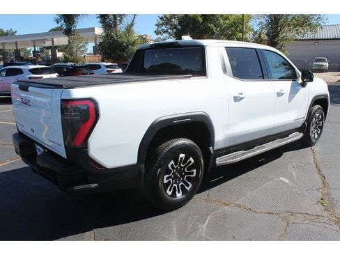 New 2026 GMC Sierra EV Elevation image 10