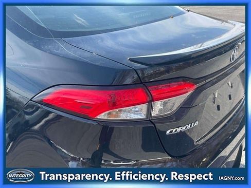 Used 2024 Toyota Corolla SE image 11