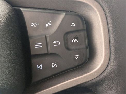 Used 2024 Ford Bronco Outer Banks image 16