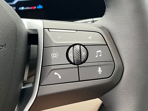 Used 2026 BMW X1 xDrive28i w/ Convenience Package image 17