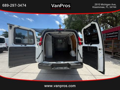 Used 2014 Chevrolet Express 2500 RWD image 13