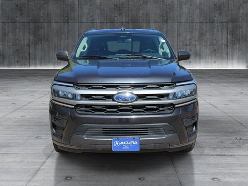Used 2024 Ford Expedition XLT AWD/4WD image 7