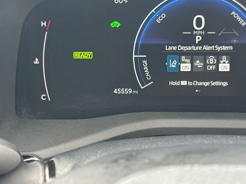 Certified 2025 Toyota Camry LE image 31