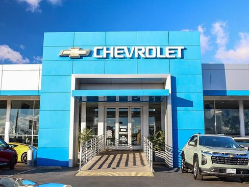 New 2026 Chevrolet Equinox EV LT image 31