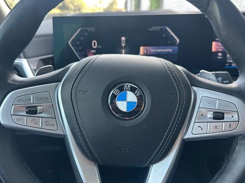 Certified 2024 BMW X7 xDrive40i w/ Premium Package image 31