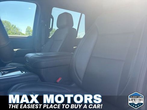 Used 2025 GMC Yukon Denali AWD/4WD image 10