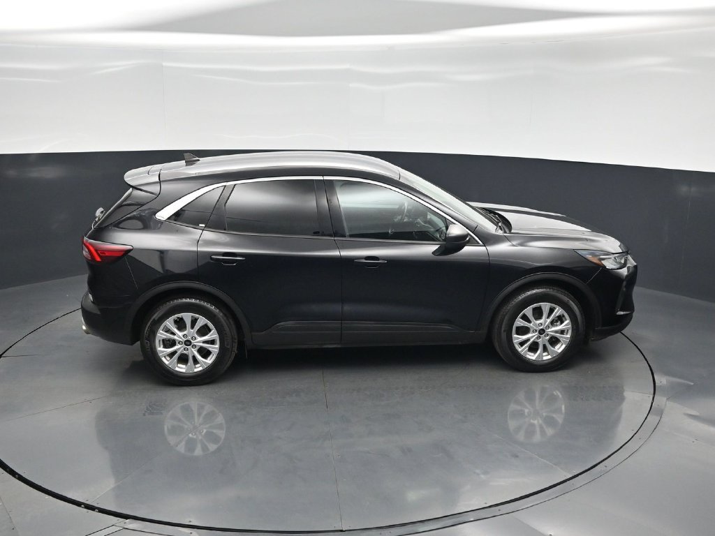 Used 2024 Ford Escape Active FWD image 38