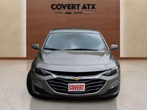 Used 2025 Chevrolet Malibu LT FWD image 8