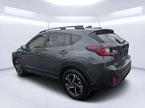 Used 2025 Subaru Crosstrek 2.5i Premium AWD/4WD image 5