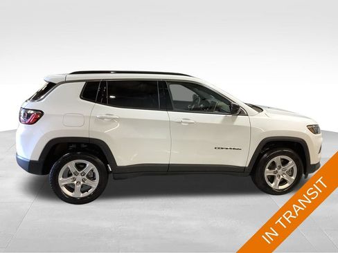 Used 2023 Jeep Compass Latitude w/ Convenience Group AWD/4WD image 6