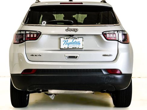 Used 2024 Jeep Compass Latitude AWD/4WD image 7