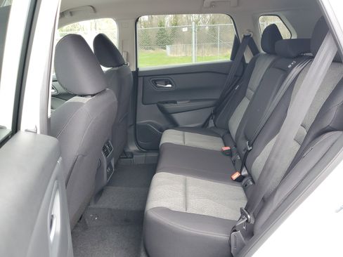 New 2026 Nissan Rogue SV w/ Cold Weather Package AWD/4WD image 27
