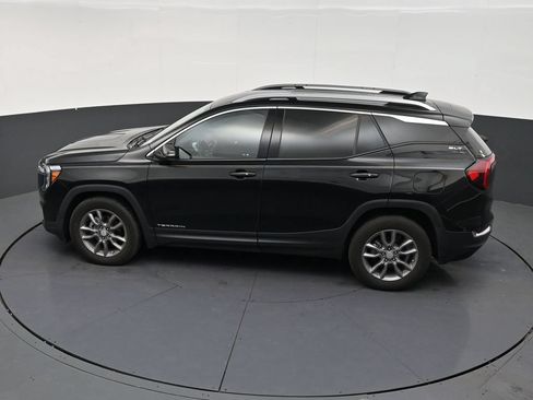 Used 2023 GMC Terrain SLT w/ LPO, Floor Liner Package FWD image 13