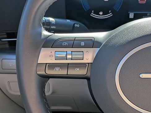 Certified 2025 Hyundai Kona SEL AWD/4WD image 19
