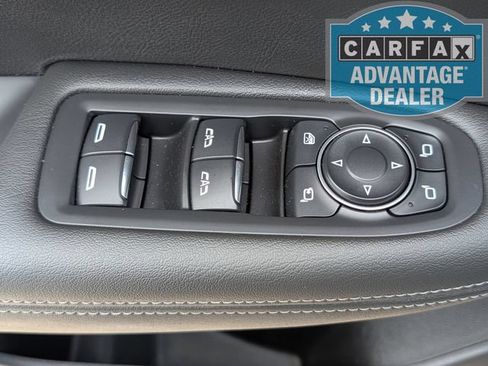 Used 2022 Cadillac XT6 Luxury w/ LPO, Floor Liner Package FWD image 19