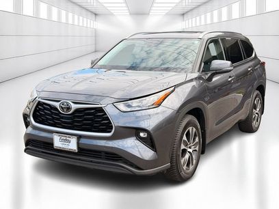 Used 2020 Toyota Highlander XLE