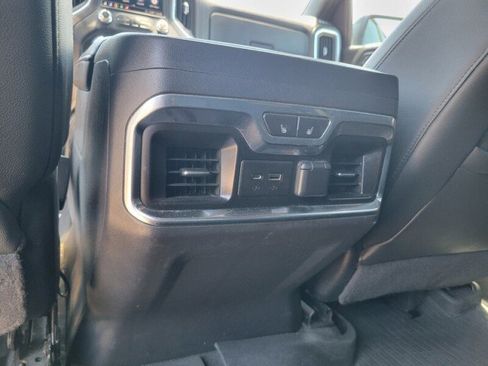 Used 2020 GMC Sierra 1500 AT4 w/ AT4 Premium Package AWD/4WD image 26