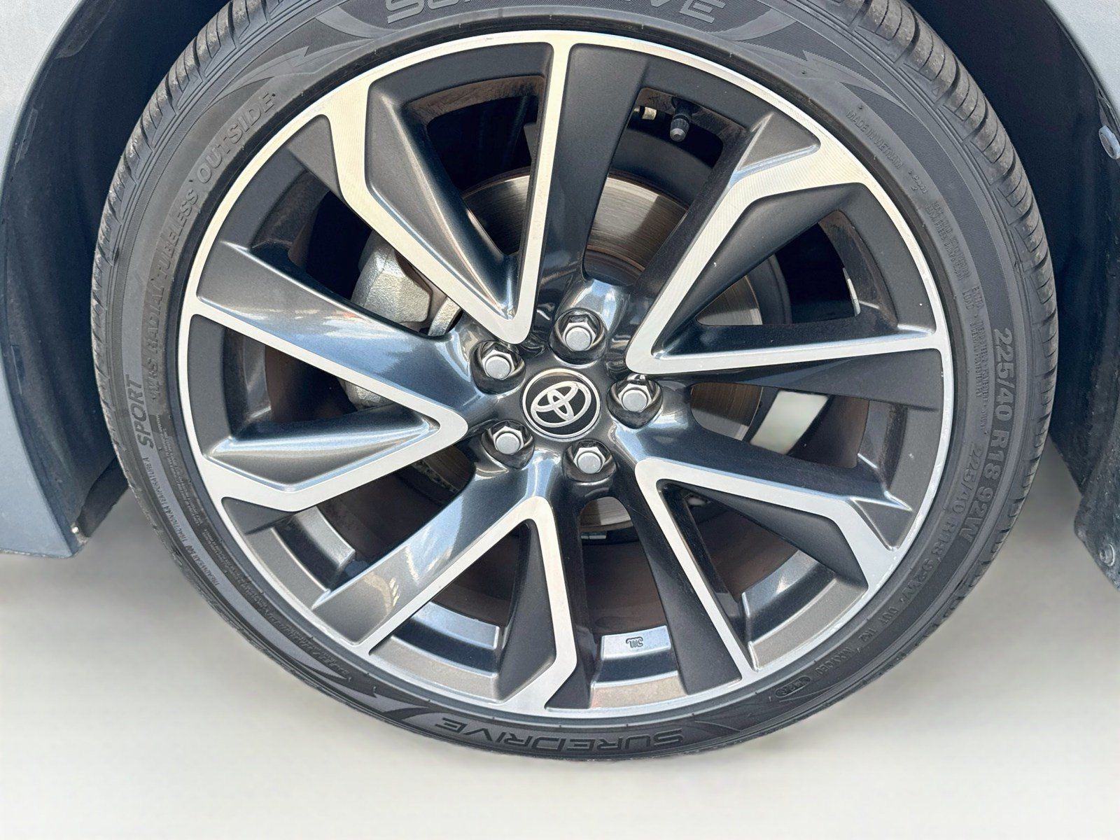 Used 2022 Toyota Corolla SE FWD image 18