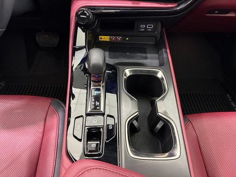 Certified 2024 Lexus NX 250 FWD image 24