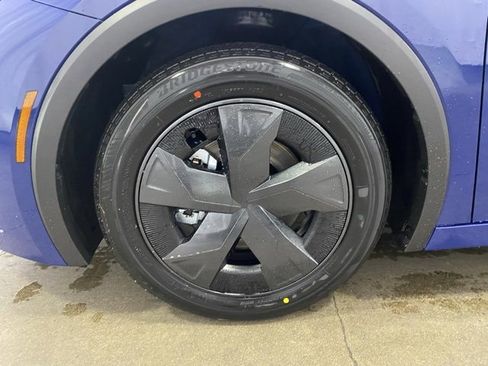 New 2026 Toyota Prius LE image 21