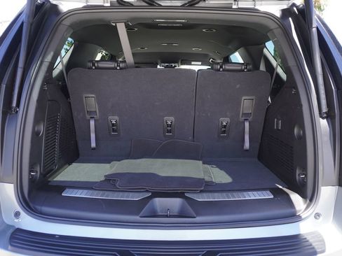 Used 2026 Chevrolet Tahoe RST RWD image 8