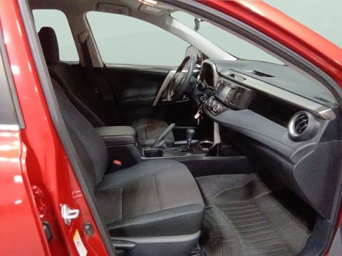 Used 2016 Toyota RAV4 LE image 20