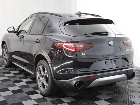 Used 2023 Alfa Romeo Stelvio Ti AWD/4WD image 16