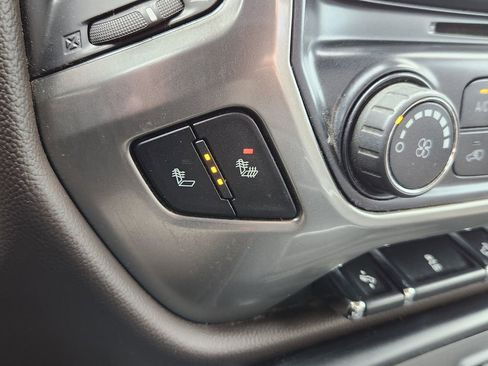 Used 2018 Chevrolet Silverado 1500 LT w/ LPO, Street Package AWD/4WD image 21