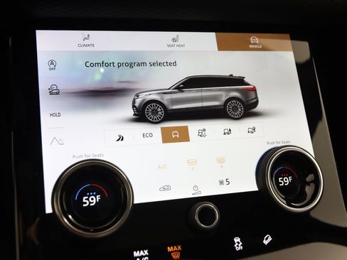 Used 2023 Land Rover Range Rover Velar R-Dynamic S image 33