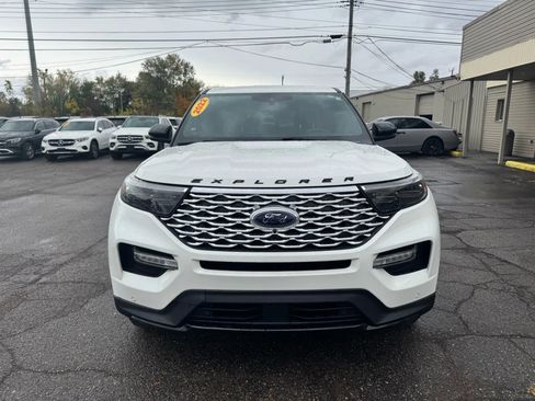 Used 2022 Ford Explorer ST w/ Equipment Group 401A image 2