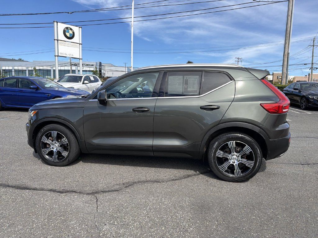 Used 2019 Volvo XC40 T5 Inscription AWD/4WD image 11