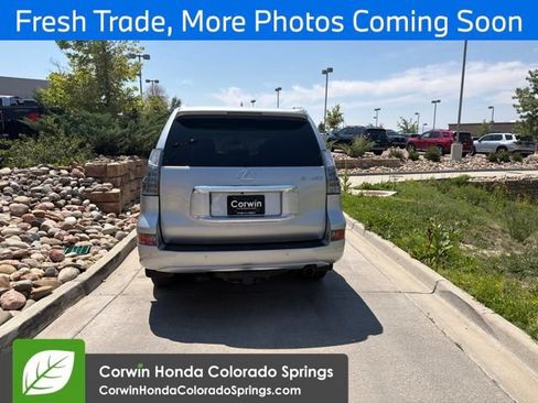 Used 2015 Lexus GX 460 w/ Premium Package AWD/4WD image 5