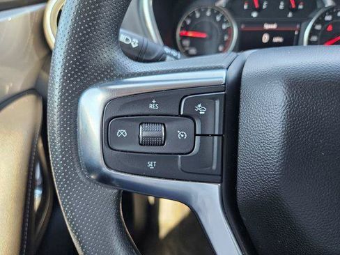 Used 2025 Chevrolet Blazer LT AWD/4WD image 34