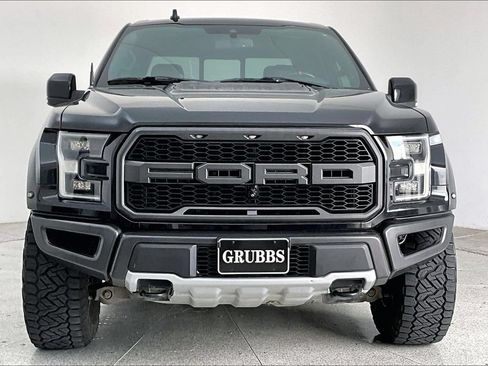 Used 2019 Ford F150 Raptor w/ Equipment Group 802A Luxury AWD/4WD image 3