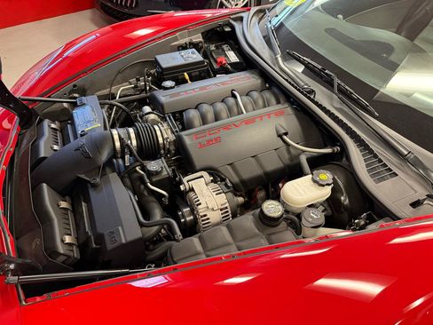 Used 2007 Chevrolet Corvette Coupe w/ Preferred Equipment Group RWD image 23